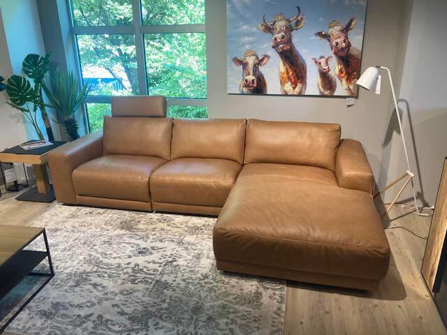Natura - Ecksofa Balok Leder L30 Retro Cognac Braun Gestell Massivholz Füße Kunststoff Schwarz - 6