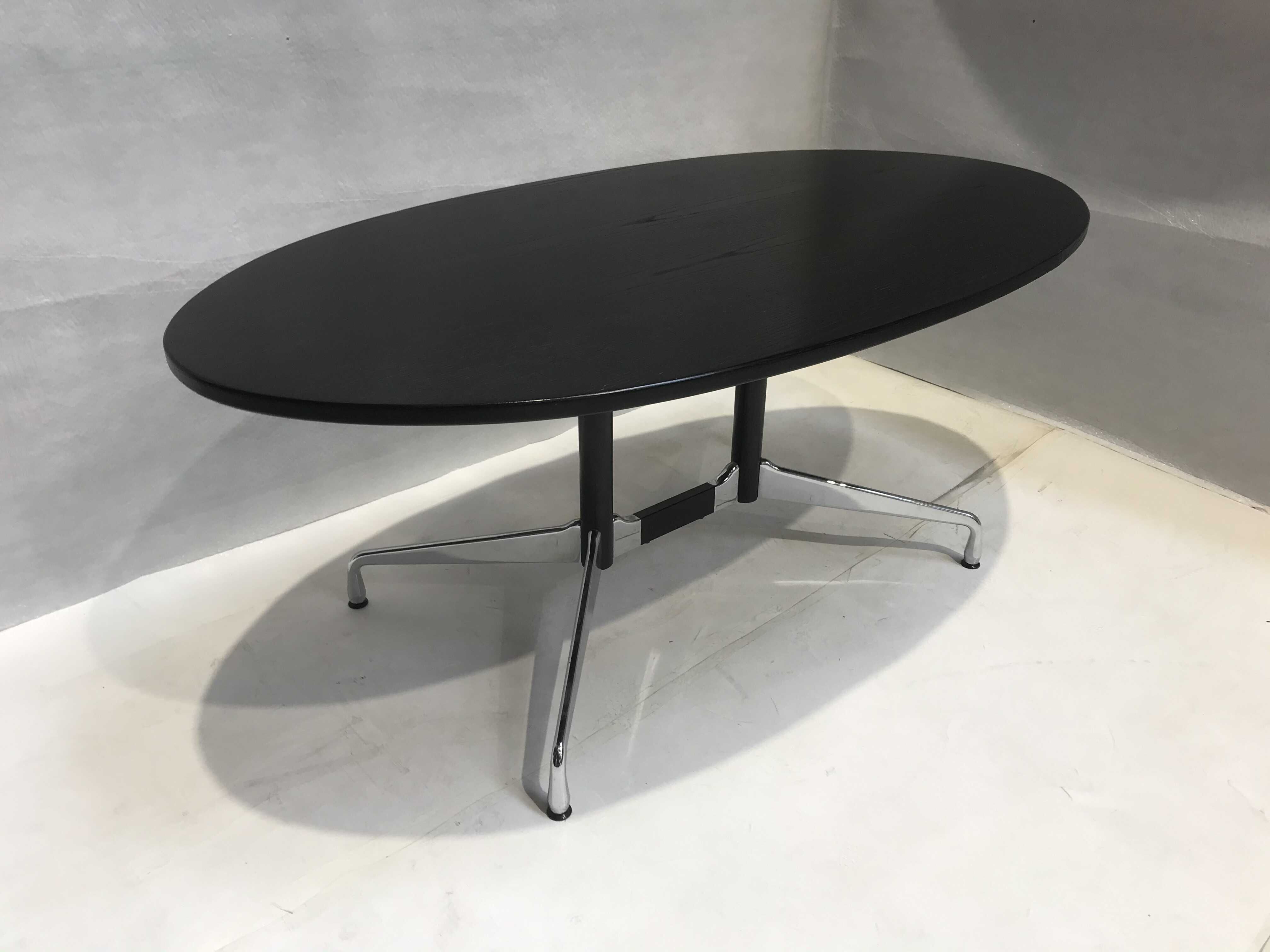 Tisch Segmented Table Bootsform MDF Esche Schwarz
