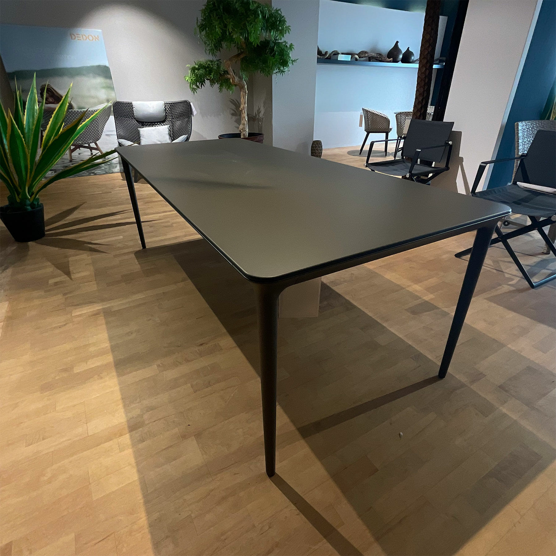 DEDON - Gartentisch Bellmonde Black Pepper 317 Schwarzbraun Platte Gestell Aluminium Pulverbeschichtet - 4