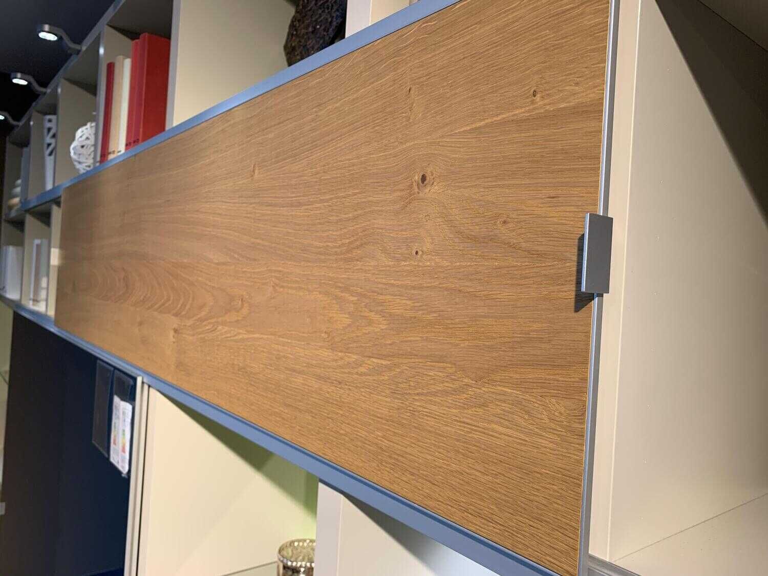 h-C3-BClsta-wohnwand-mega-design-natur-eiche-lack-wollwei-C3-9F-blau-5c38860f54918OIyWvCnsChIV Hülsta - Wohnwand Mega Design Natur Eiche Lack Wollweiß Blau - 4