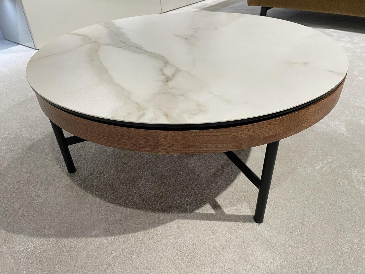 Rolf Benz - Couchtisch 8290-132 Keramik Calacatta Glatt Korpus Nussbaum Furniert - 3