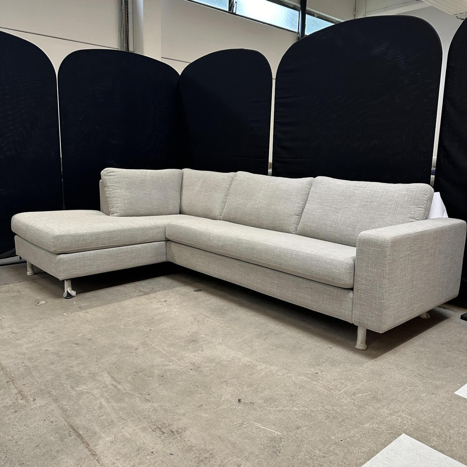 COR - Ecksofa Conseta Stoff 9209 Eisgrau Grau Tellerfüße Lack M21 Anthrazit - 9