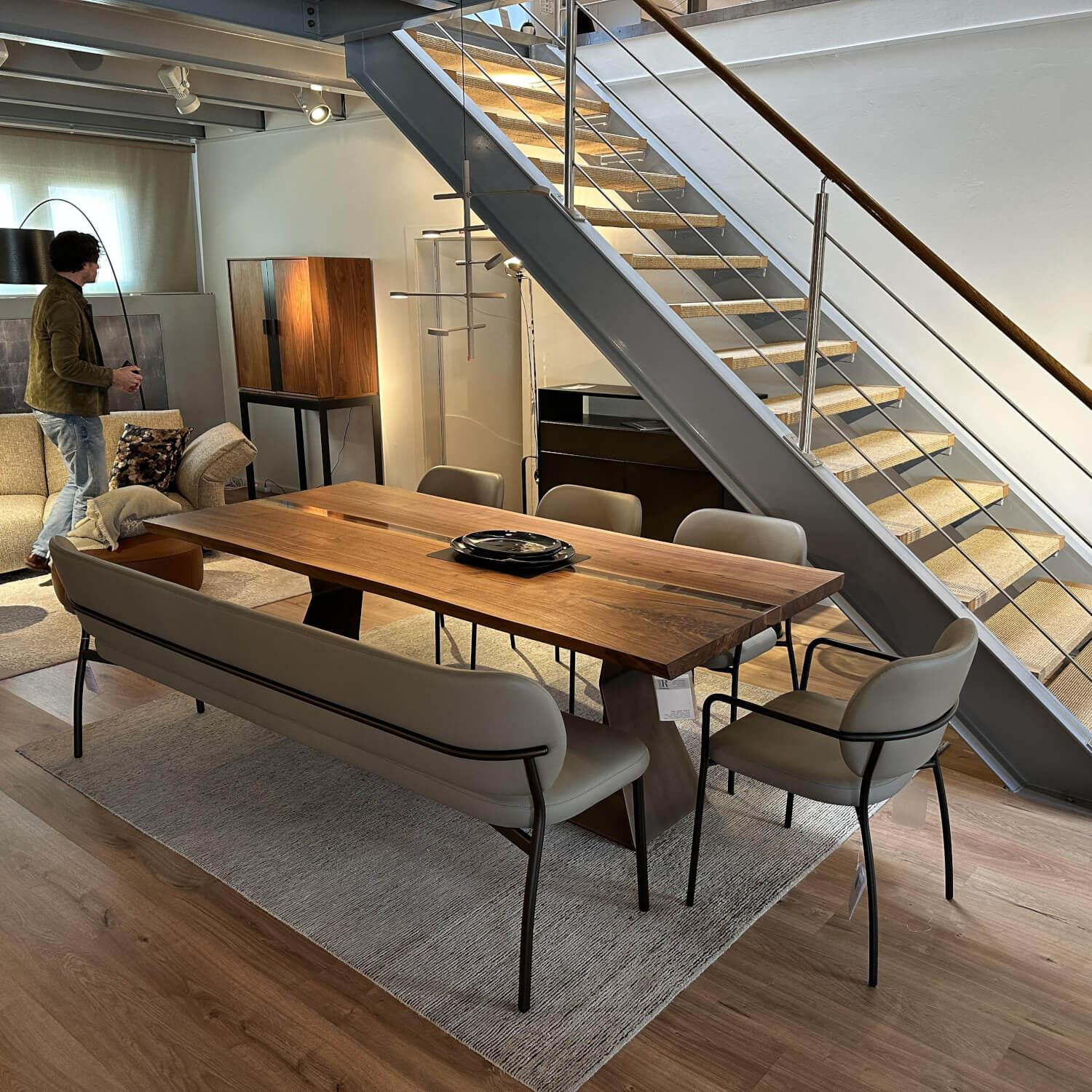 Tonon - Sitzgruppe Eli Leder 9 Soft 96 Grau Beige Gestell Stahl Brüniert - 4