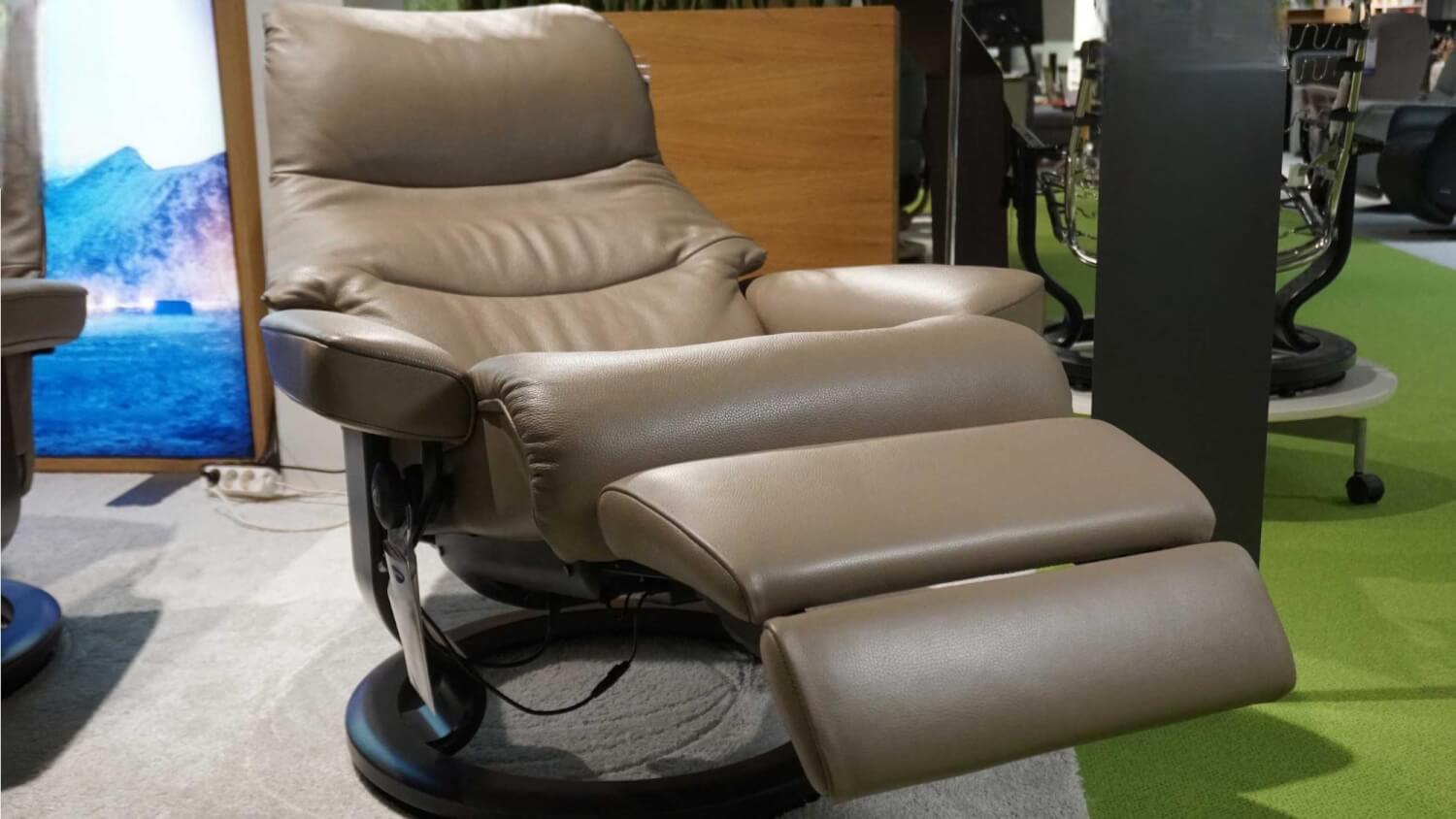 Stressless - Sessel View M Leder Batick Mole Braun Füße Classic Wenge Gebeizt Mit Power Leg And Back - 4