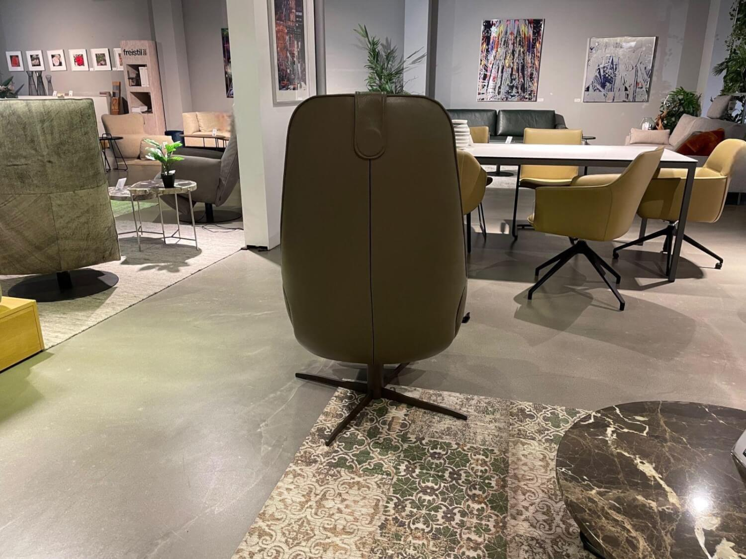 Jori - Relaxsessel Cosy Ghost Leder Lipano Oliva Grün Gestell 4 Sternfuß Bronze Matt Schwarz Lackiert Inklusive Kopfkissen - 4