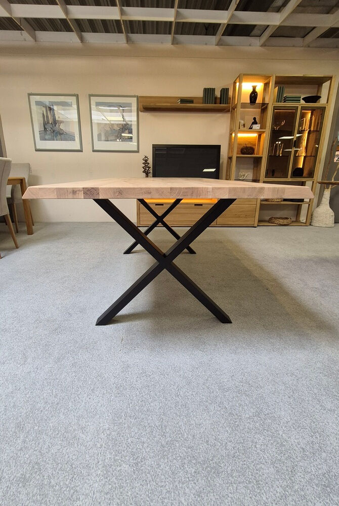 Natura - Esstisch Eiche Eco Sknow Lackiert Gestell Metall Schwarz - 2