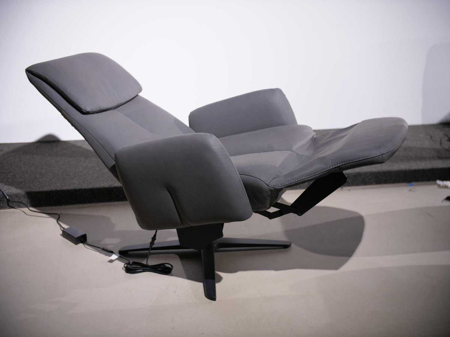 PM Oelsa - Relaxsessel WK 616 Leder Davinci Nero Schwarz Motorisch Verstellbar - 2