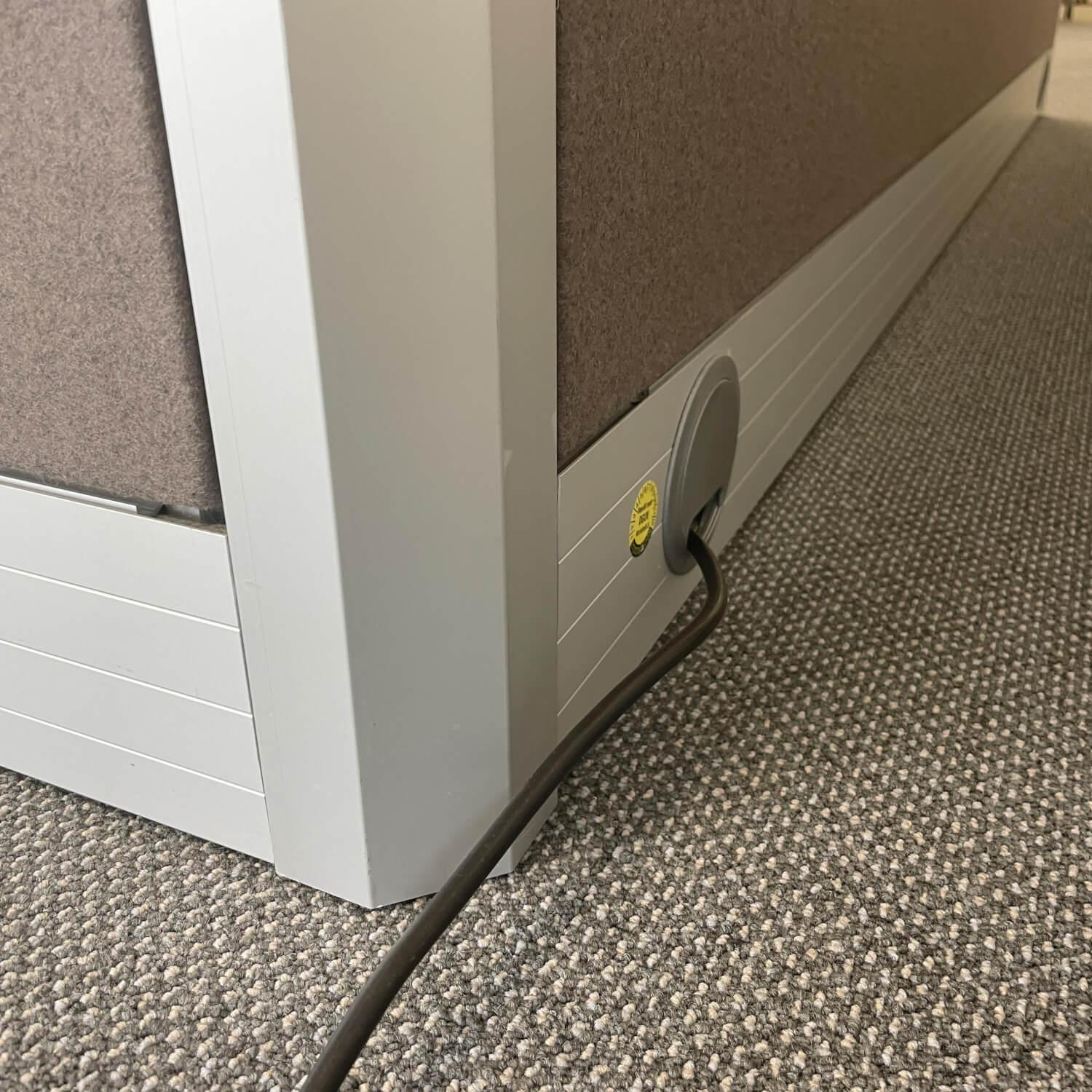 Assmann - Meeting Box Syneo Line Runde Eckprofile Eloxiertes Aluminium Frontrahmen Melamin - 4