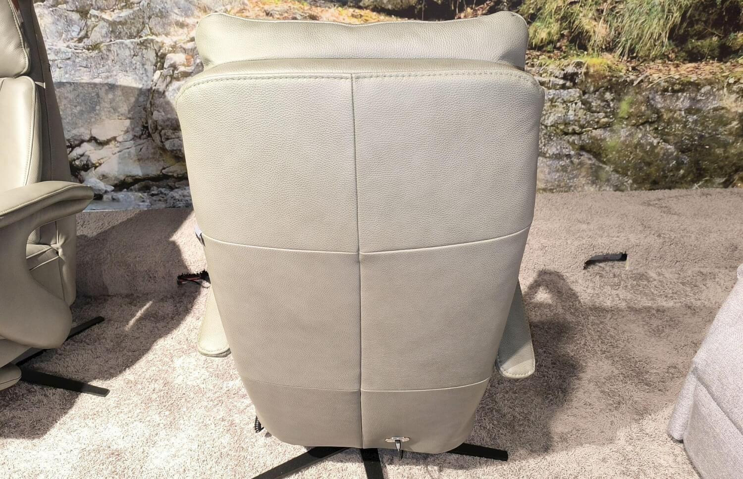 Hukla - Sessel Henning Leder BelVita Olive 59 Beige Sternfuß Schwarz Inklusive Motorischer Verstellung - 5