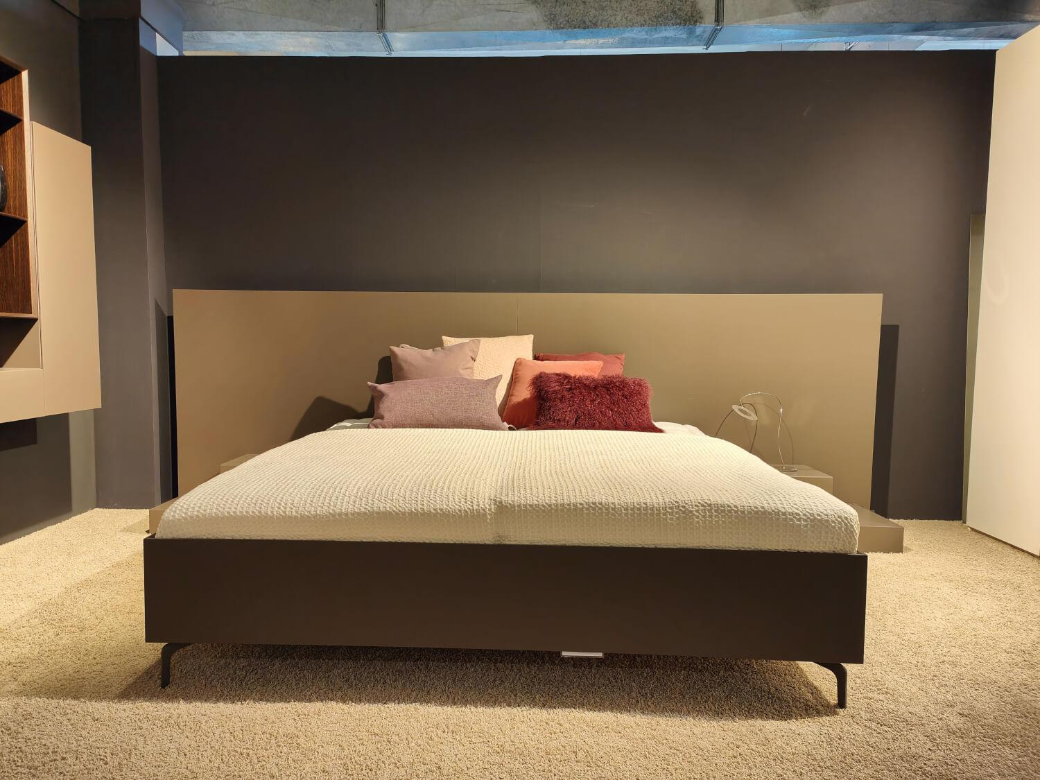 Kettnaker - Bettanlange Lack Taupe Beige Braun Ohne Lattenrost Ohne Matratze Sowie Dekoration - 5