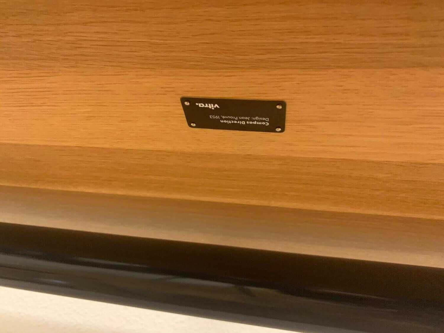 Vitra - Schreibtisch Compas Direction Prouve Eiche Natur Massiv Geölt - 2