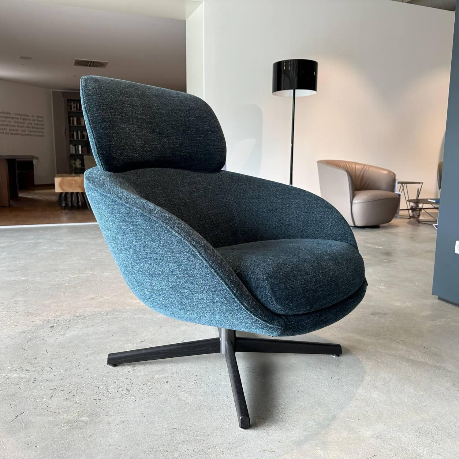 Minotti - Sessel Russell Stoff Roppongi Cobalto 03 Blau Gestell Eiche Mokkafarbig Drehbar - 5