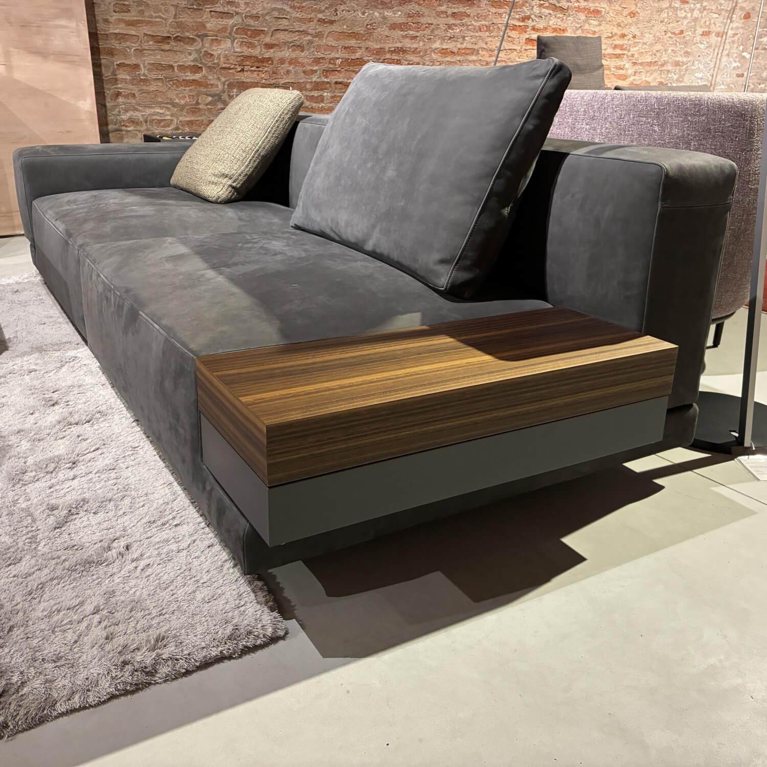 Molteni & C - Sofa Marteen Leder Scirocco SD995 Anthrazit Gestell Metall Matt Zinnfarbig Lackiert Inklusive Hocker Und Kissen - 5