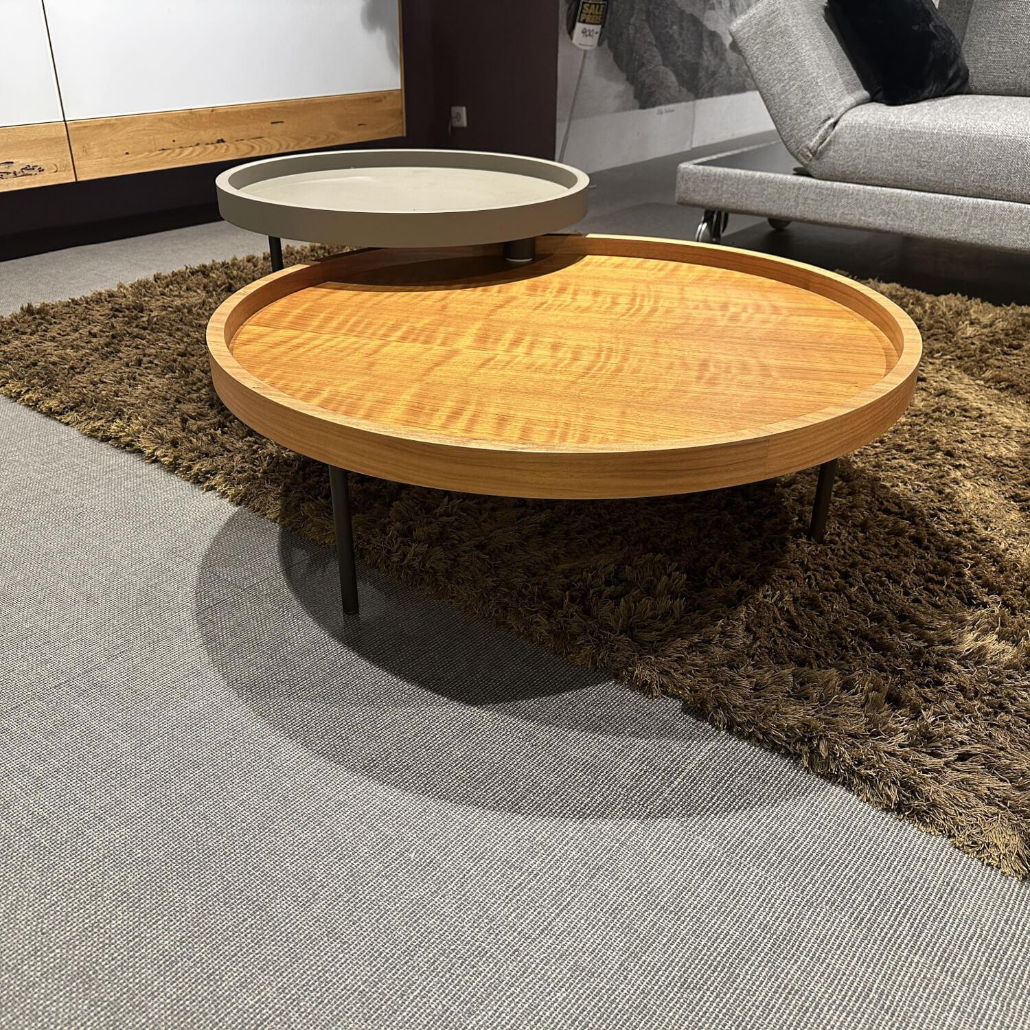 Ronald Schmitt Design - 2 Satztisch Platte Nussbaum Natur Lackiert Furniert Und MDF Softlack RAL 7006 Beige Grau Füße Schwarz Lackiert - 5