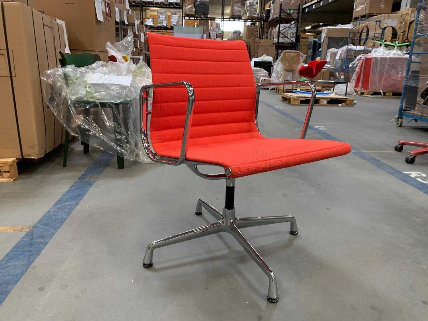 Bürostuhl Aluminium Chair Stoff Koralle Poppy Red