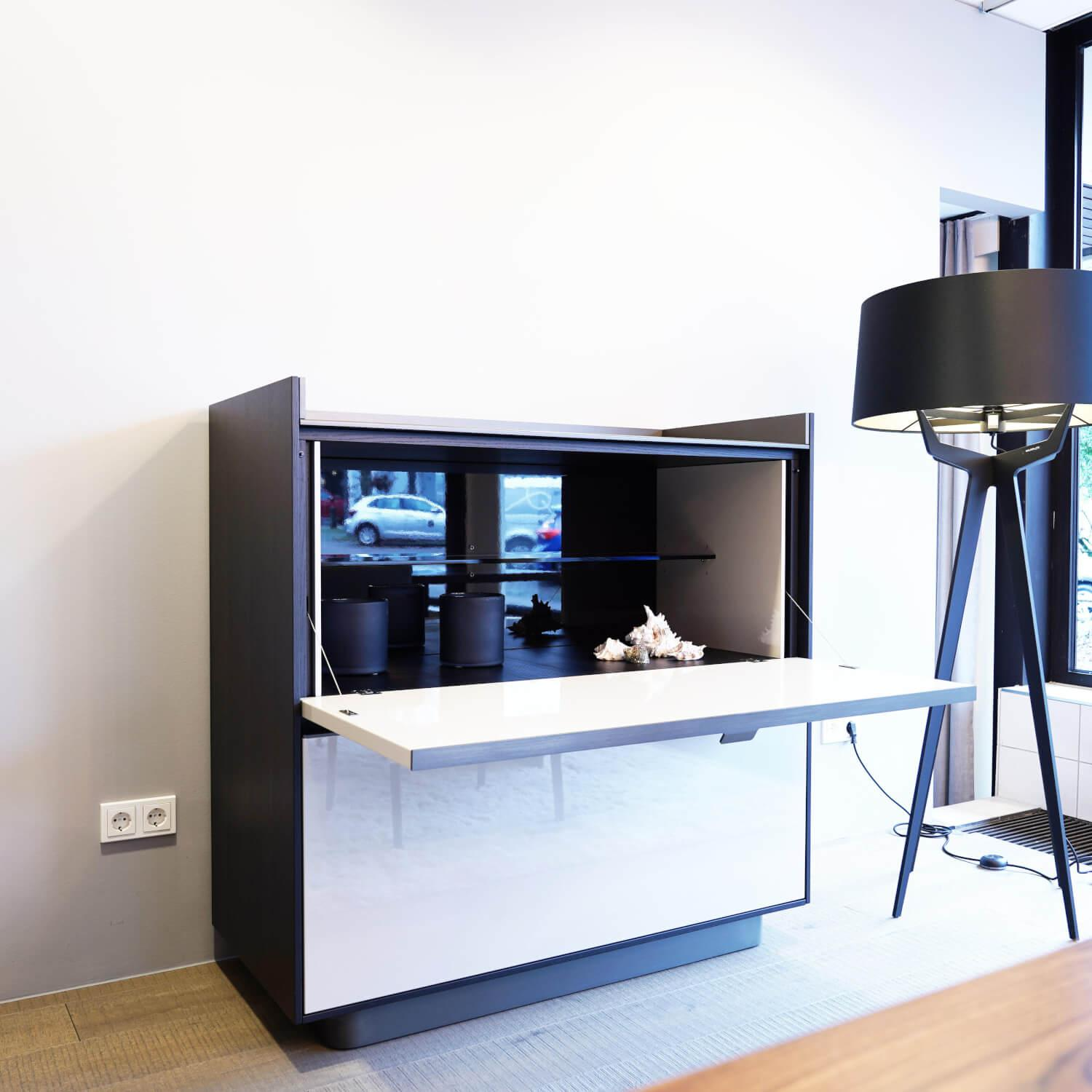 Minotti - Bar- / Container Darren Farbe Sand Struktur Aschefurnier Korpus Aluminium Farbe Malz - 2