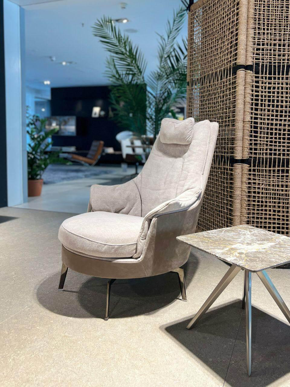 Flexform - Sessel Guscioalto Innen Stoff Extra Edda 541 Beige Außen Leder Deluxe 702 Beige Drehgestell Metall Schwarzchrom - 2