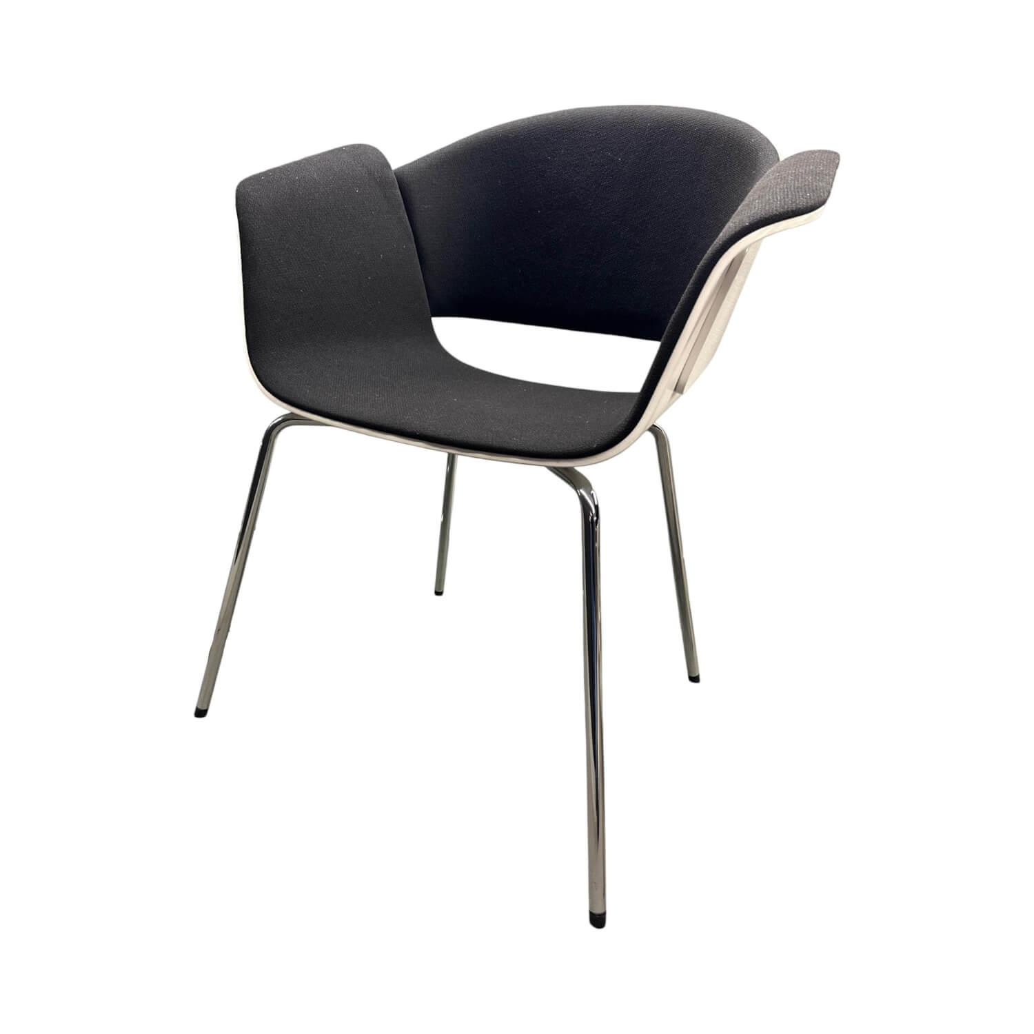 Bene - Armlehnstuhl Rondo Stoff Urban Plus YN009 Schwarz Gestell Metall Chrom - 1