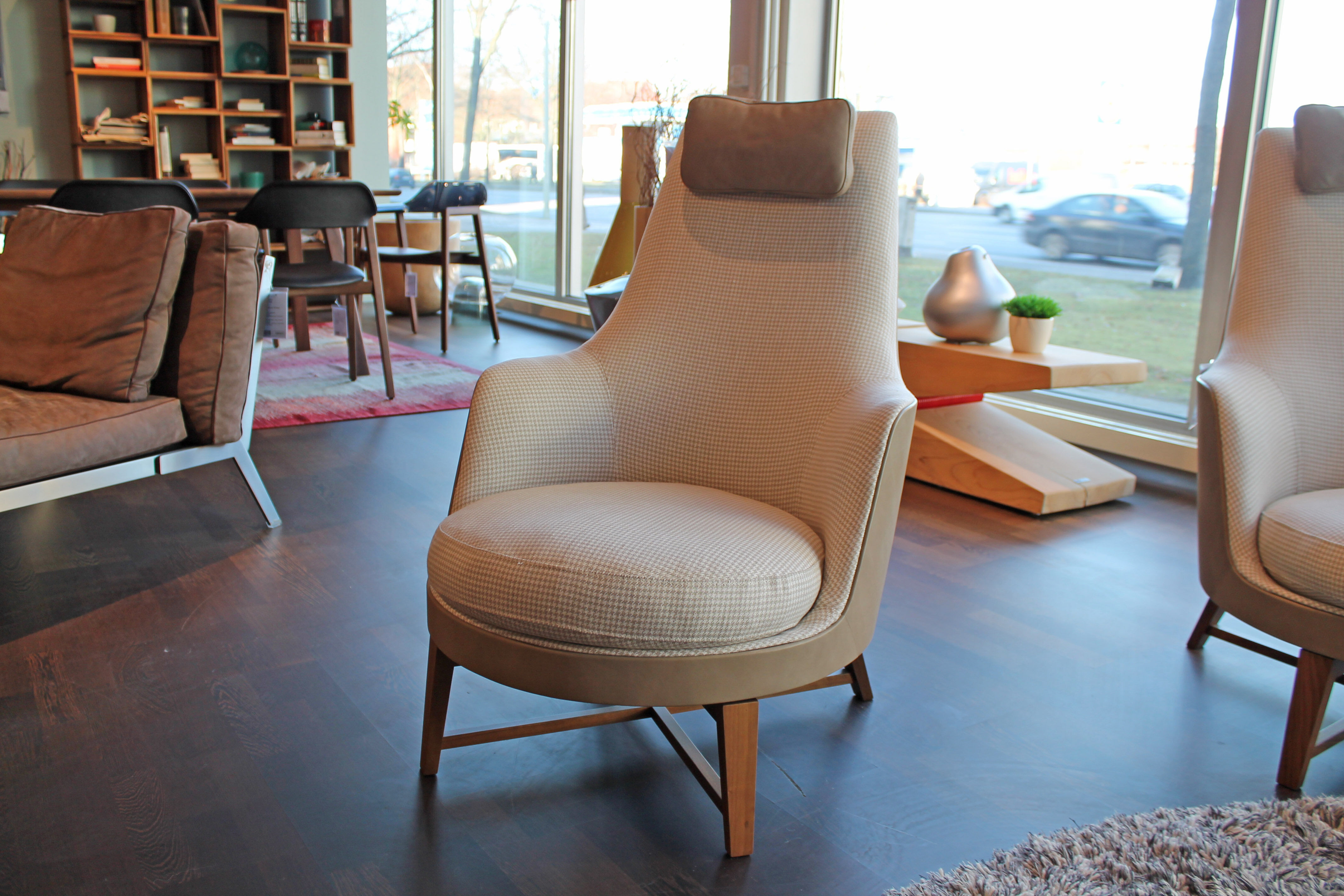 Flexform - Sessel Guscioalto Außen Leder Pelle 616 Braun Innen Stoff Empire 896 Beige Gestell Nussbaum Canaletto - 3