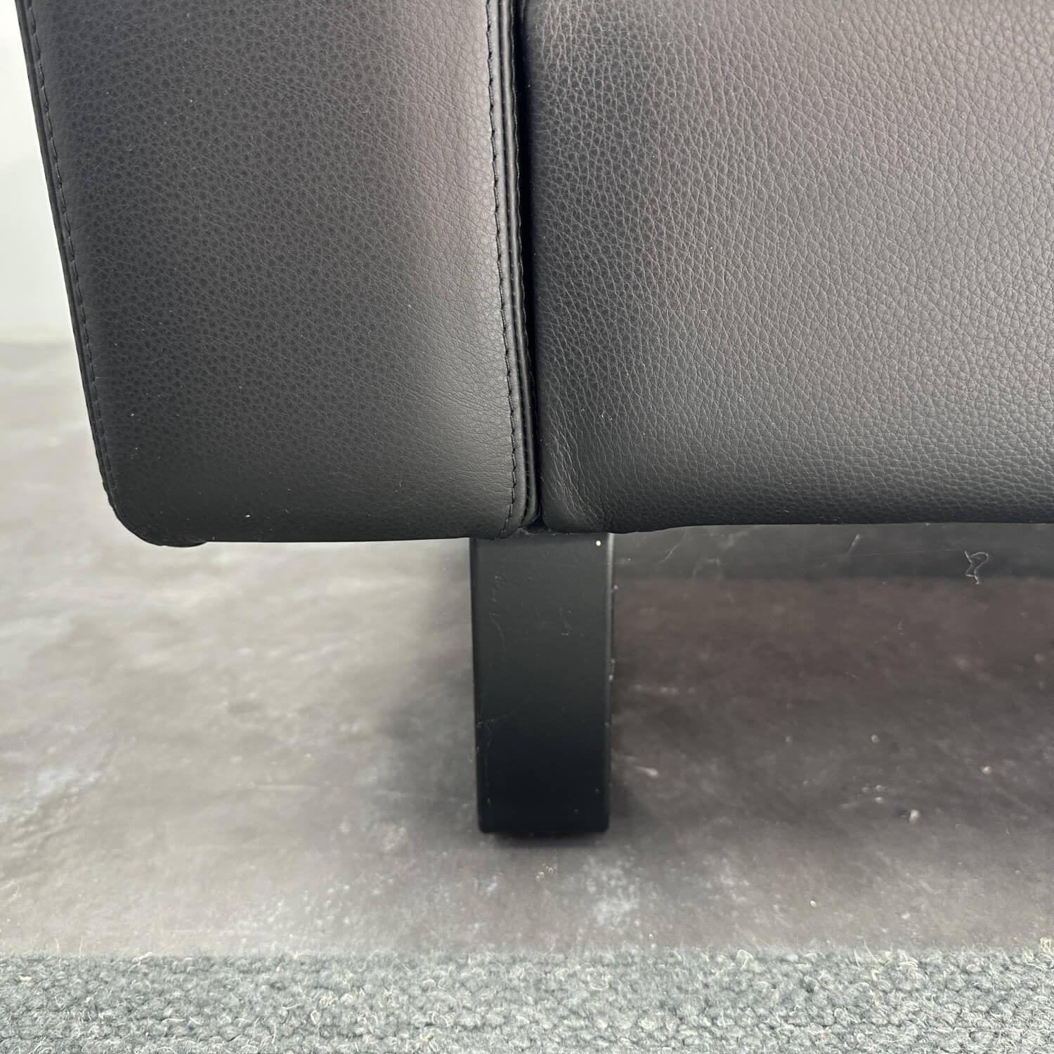 COR - Sofa Conseta Leder Semi 286 Schwarz Metallkufen Schwarz Pulverbeschichtet Mit Filzgleitern - 6