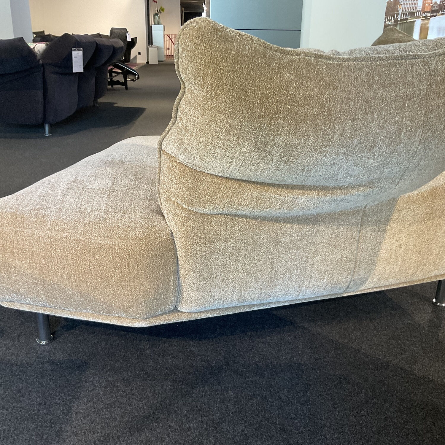 Edra - Chaiselongue Standalto Stoff T8575-33 Creme Füße Paladium Metall - 8
