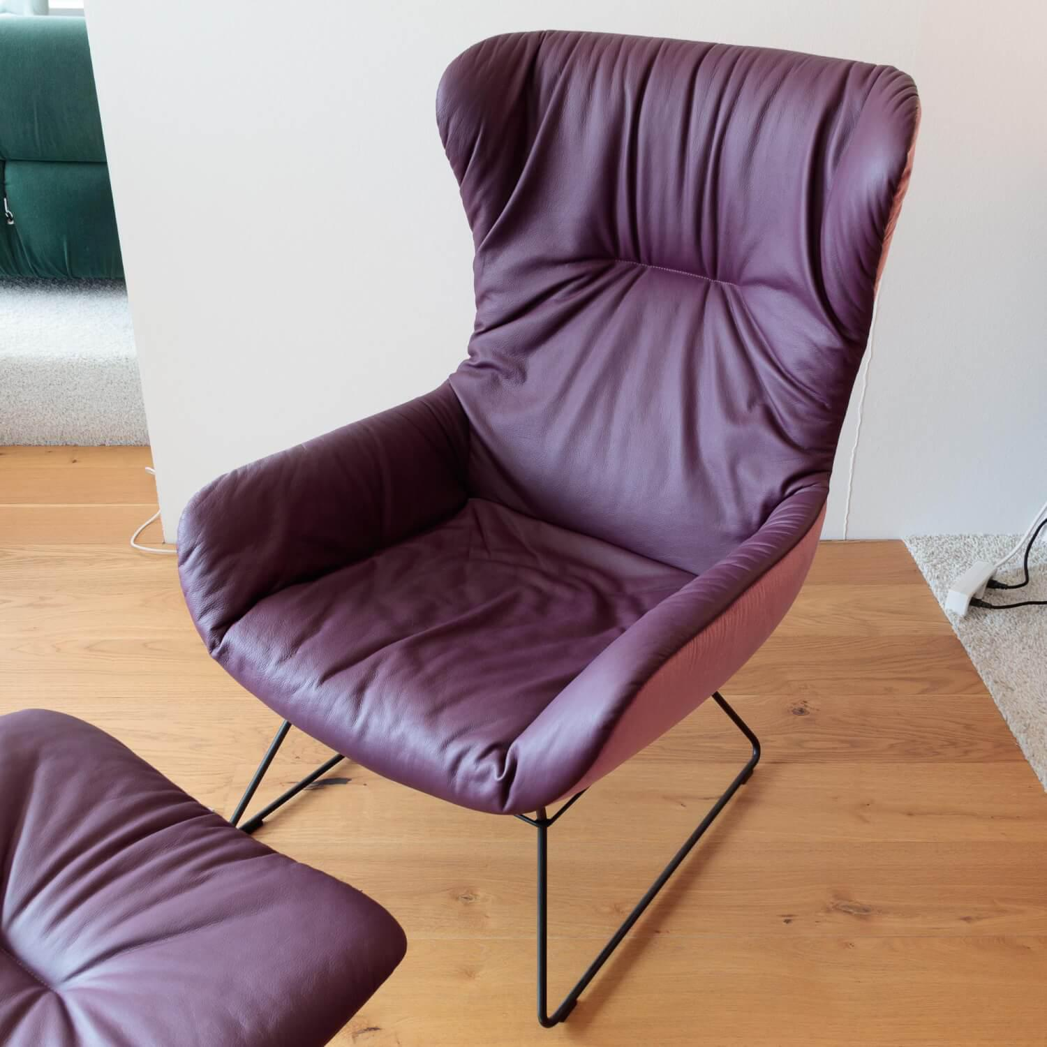 Freifrau - Sessel Wingback Chair Leya Innen Leder Elmosoft 75010 Außen Stoff Avalon 75010 Violett Drahtgestell Schwarz Inklusive Hocker - 2