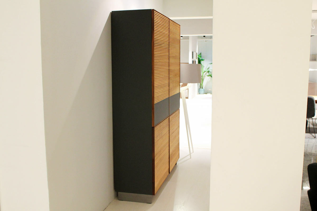 Scholtissek - Geschirrschrank Tratum Knorrige Eiche Natur Geölt Kontrastleiste Nussbaum - 7