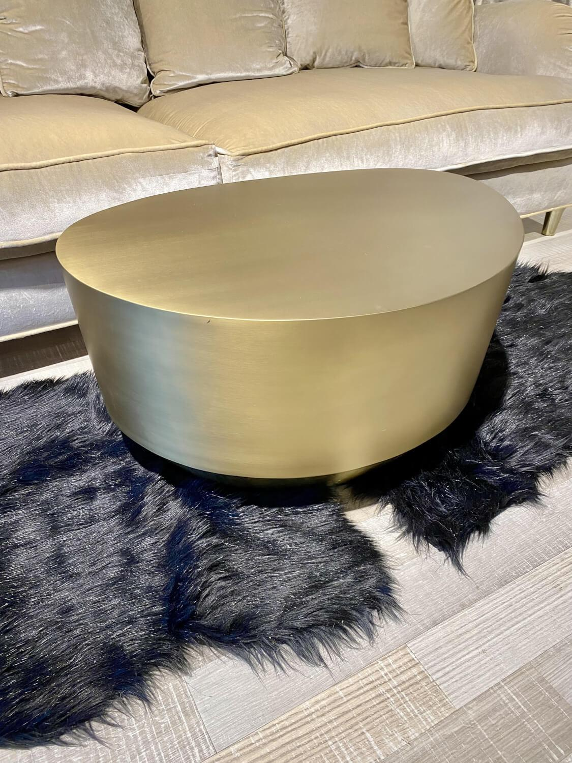 Christine Kröncke - Couchtisch Midas Messing Braun-Gold-Bronze Nummer 21 Sockel Poliert - 2