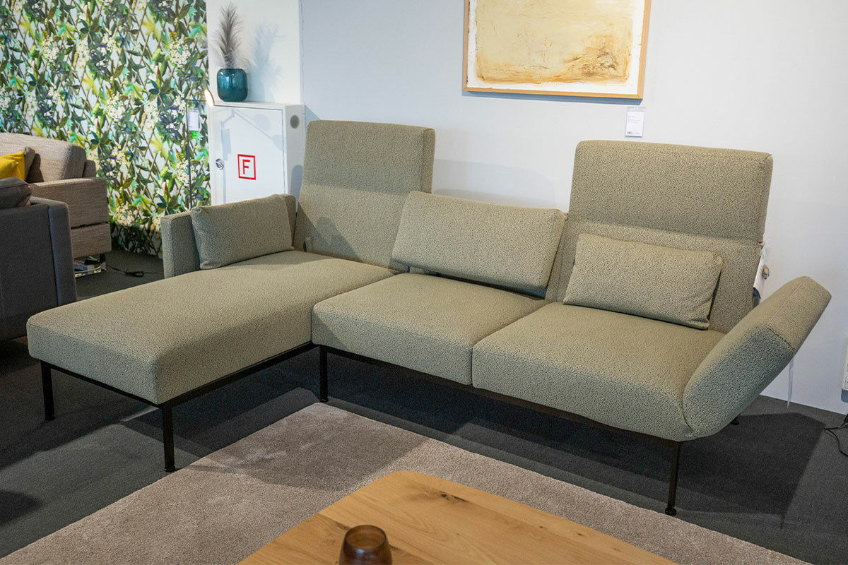 Brühl - Ecksofa Roro Medium Spring Stoff 5275-31 Hellgrün Gestell Verchromt Glänzend - 2