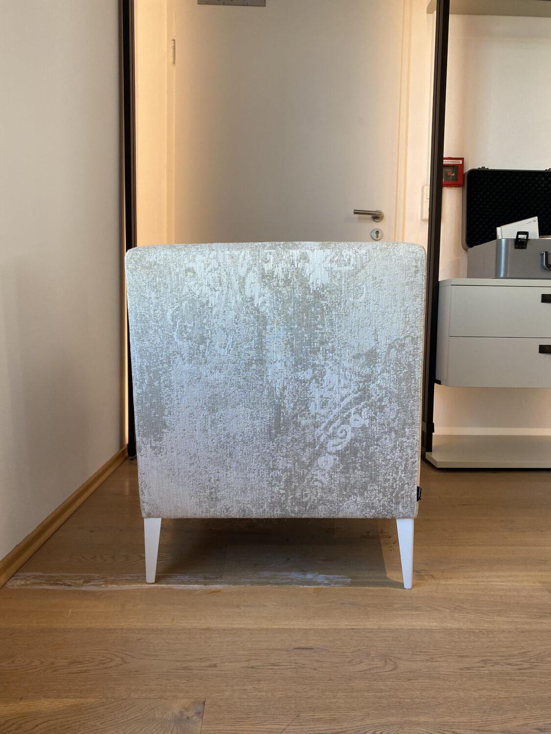 Ligne Roset - Sessel Voltige Stoff Weiß Grau Gemustert Füße Metall Weiß Lackiert - 2