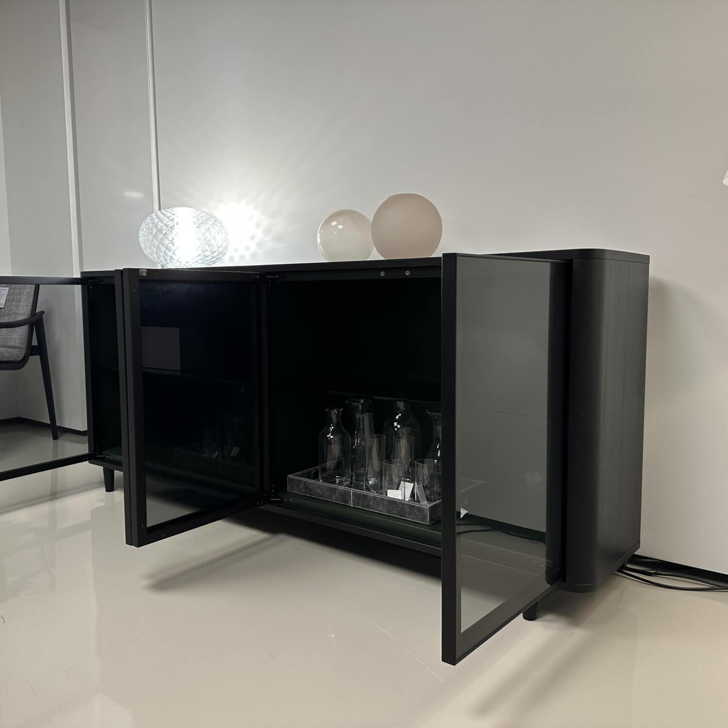 Bielefelder Werkstätten - Sideboard Allure Eiche Tiefschwarz Lackiert Innen Flaschengrün Türen Aluminium Glas - 9