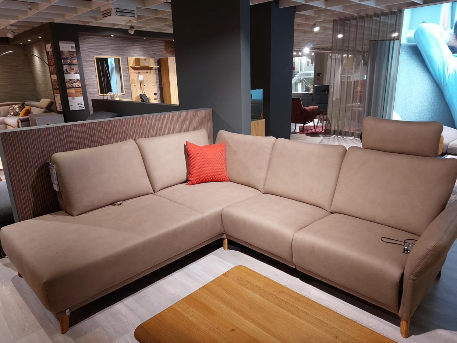 Global - Corner sofa Global Rosario upholstery fabric Seattle color mud brown wooden base oak oiled - 5