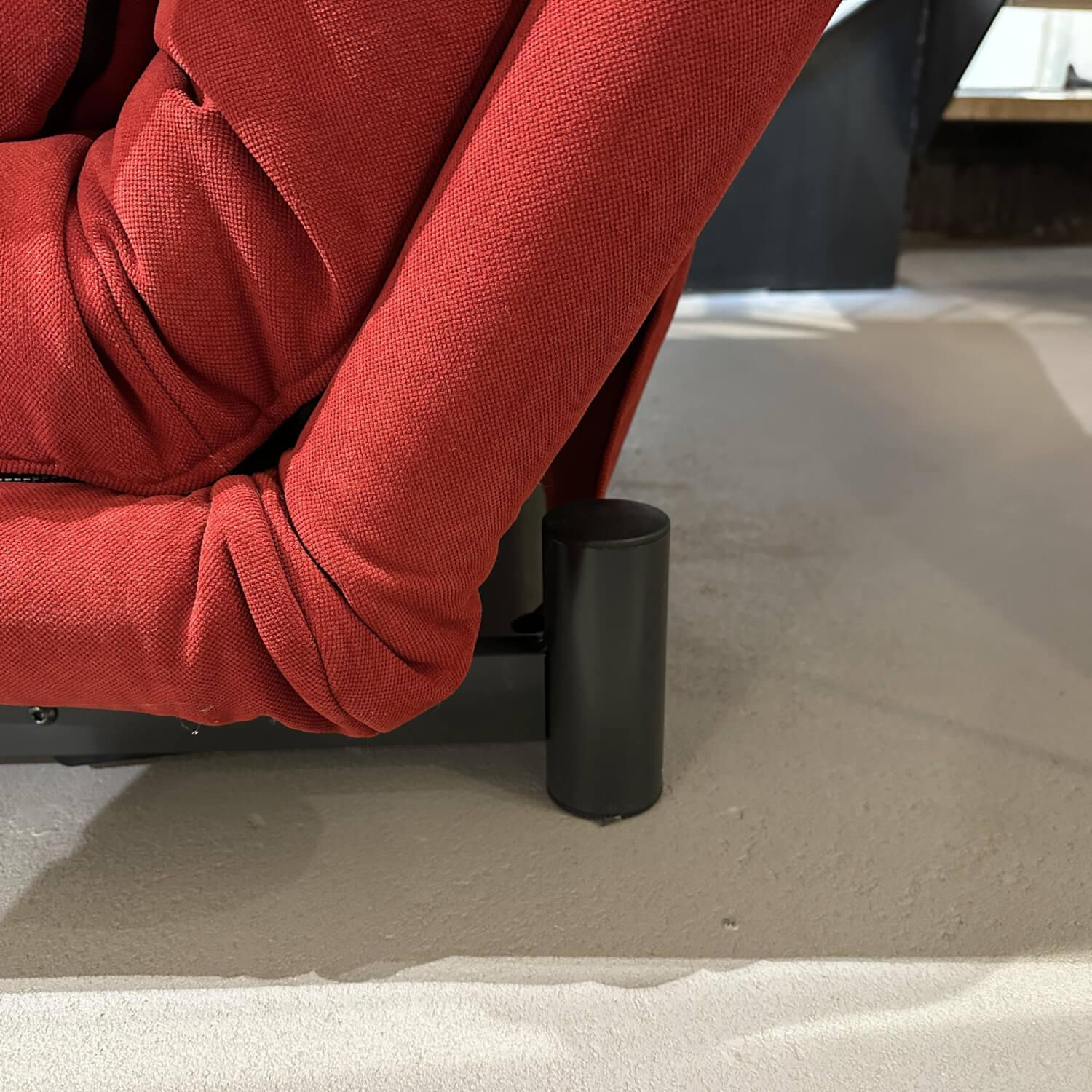 Ligne Roset - Sitztiefe // Schlafsofa Multy Stoff Amalfi Grenade Rot Gestell Metall Anthrazit Inklusive Matratze - 5