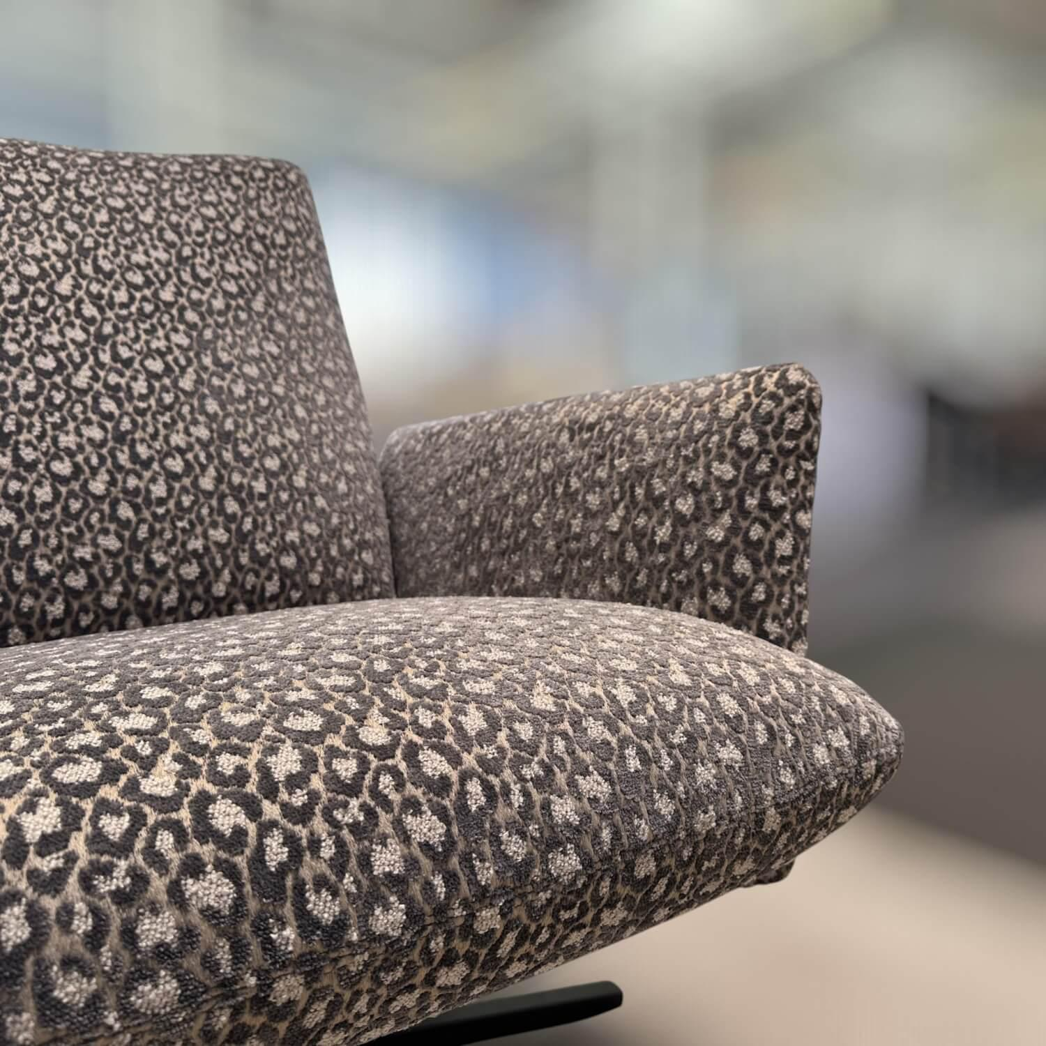 Bielefelder Werkstätten - Loungesessel Heaven Stoff Scarlett BW1789-383 Grau Leopard Print Sternfuß Schwarz Matt - 8