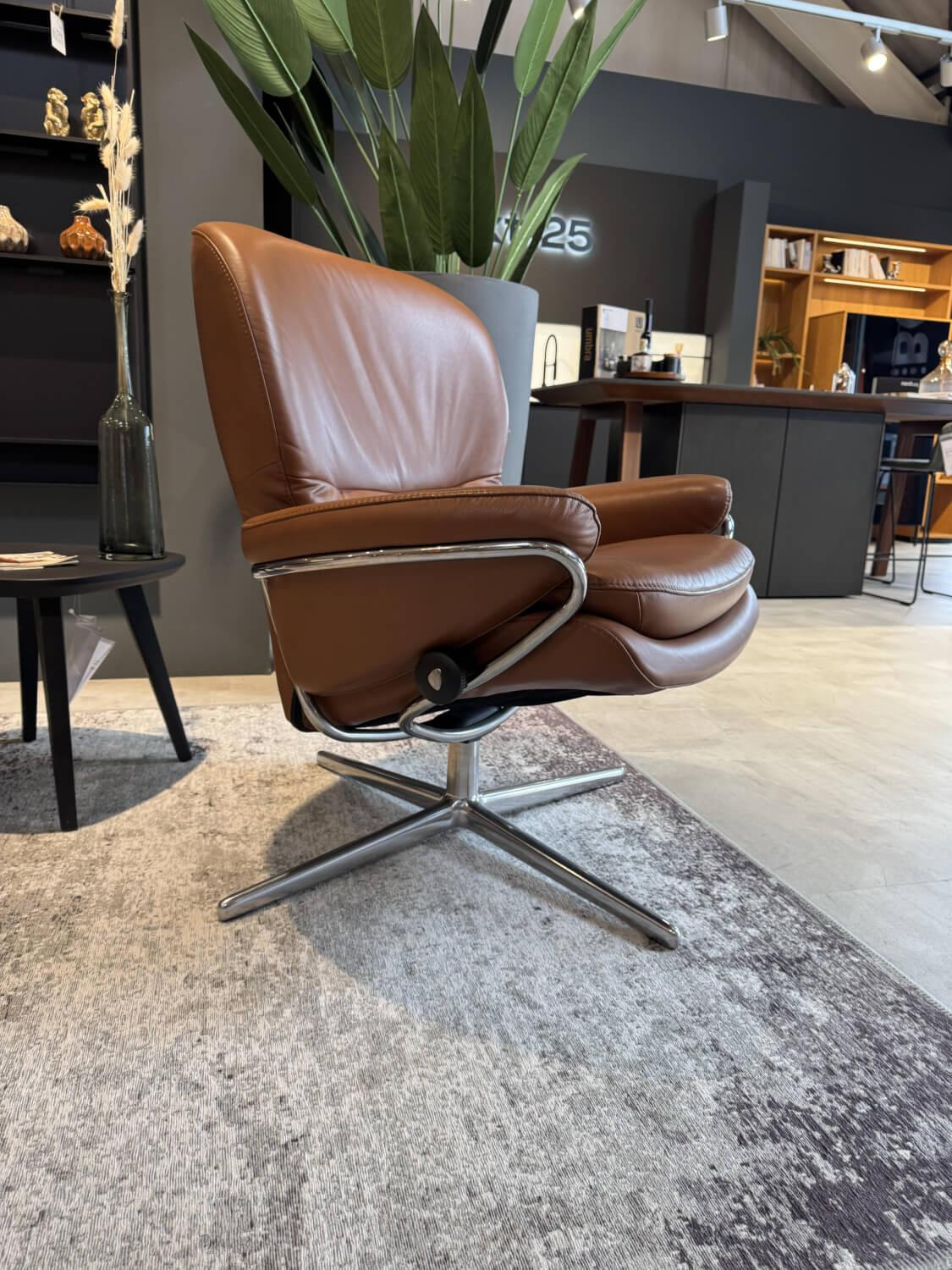 Stressless - Relaxsessel Rome M Niedriger Rücken Leder Paloma Copper Braun Base Cross Aluminium - 6