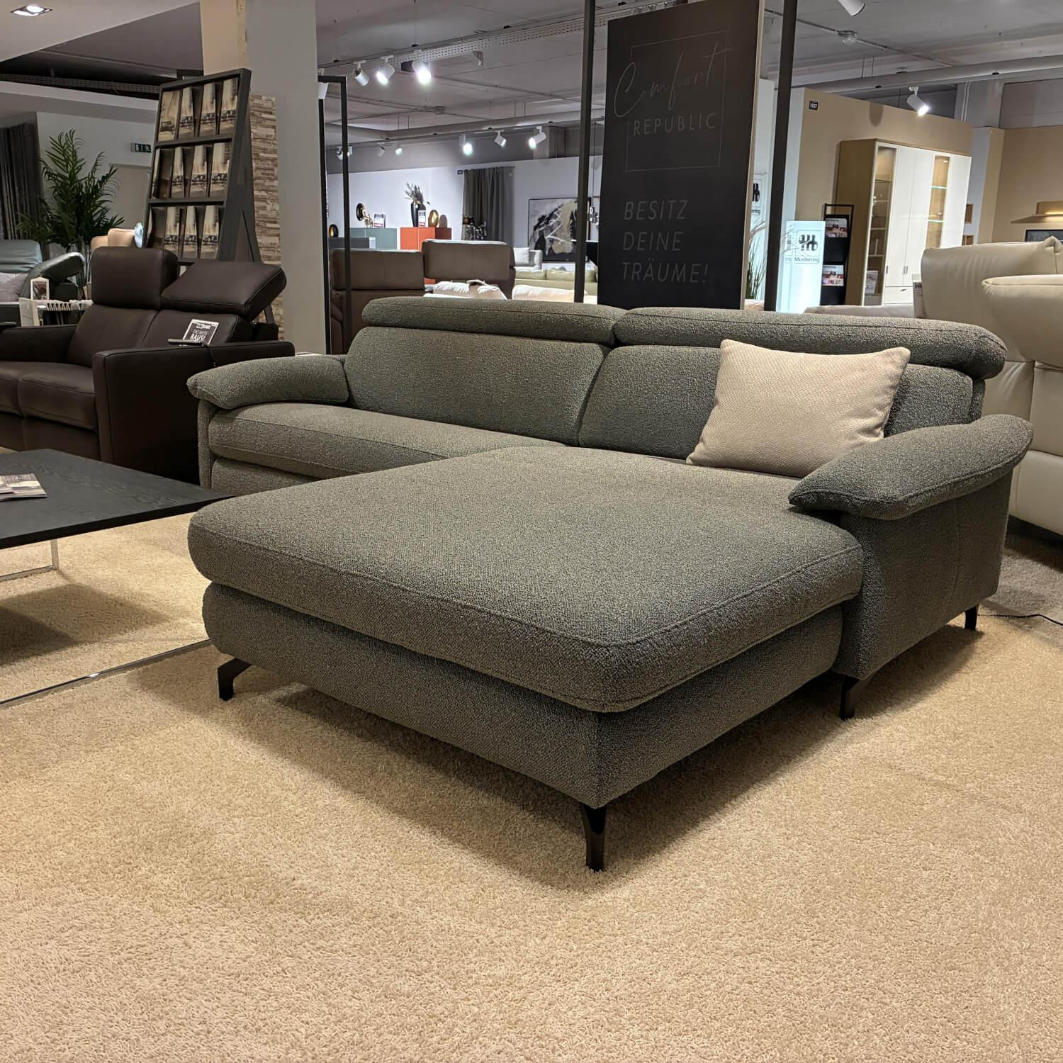 Polsteria - Ecksofa Paulina B Stoff Space Khaki 757 Grün Grau Füße Metall Schwarz Matt Mit Verstellbarer Kopfstütze - 3