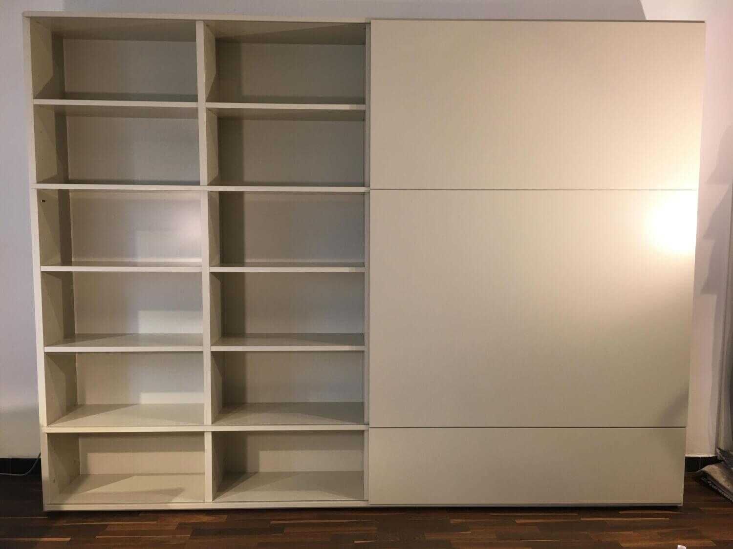 interl-C3-BCbke-schrank-studimo-lack-creme-mit-tv-element-und-3-schiebet-C3-BCren-e1822ff17ad0drjvuJrglptUG Interlübke - Schrank Studimo Lack Creme mit TV-Element und 3 Schiebetüren - 4