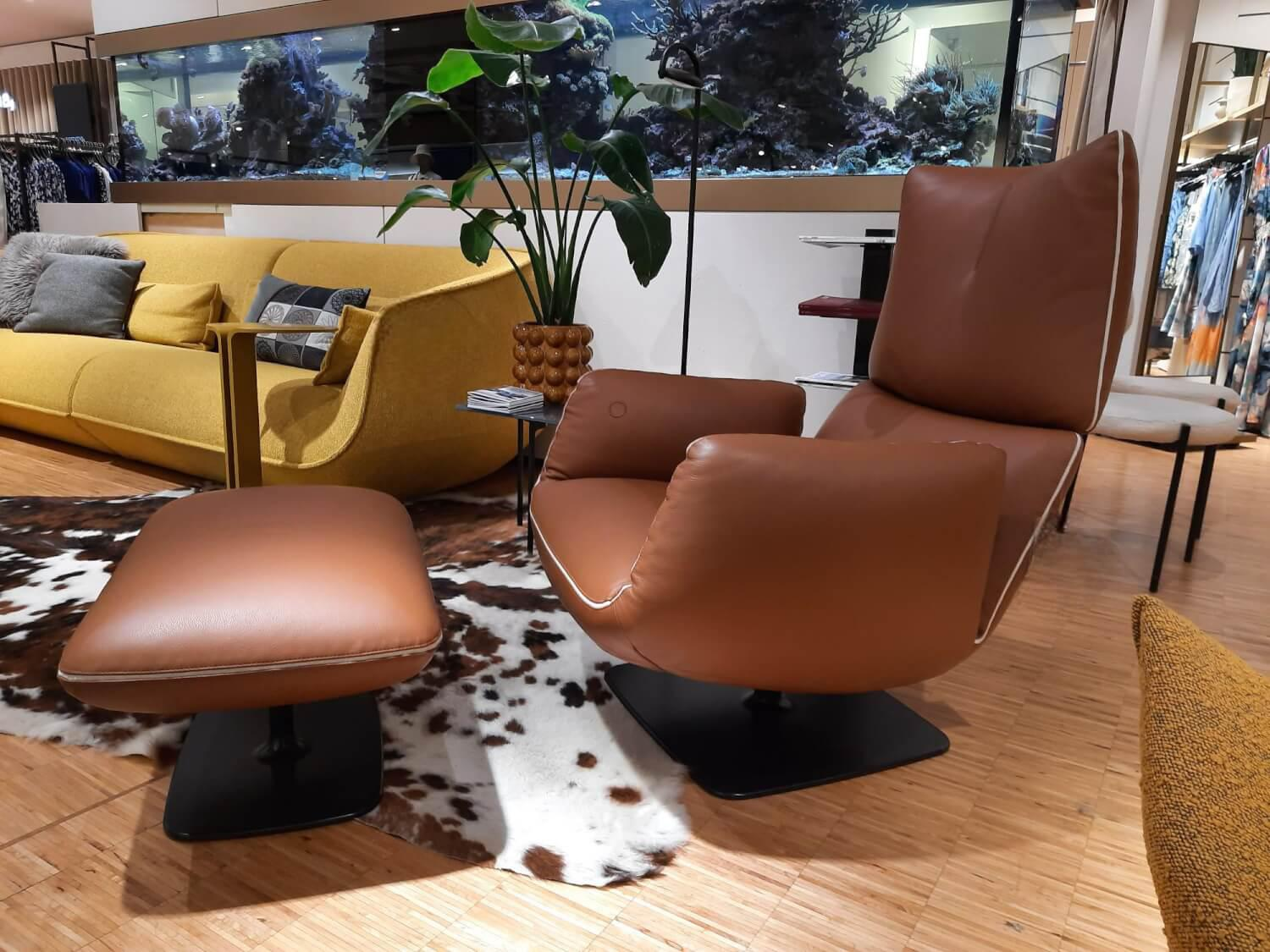 COR - Sessel Jalis Lounge Leder 200 Cognac Braun Kontrastnaht mit Hocker - 6