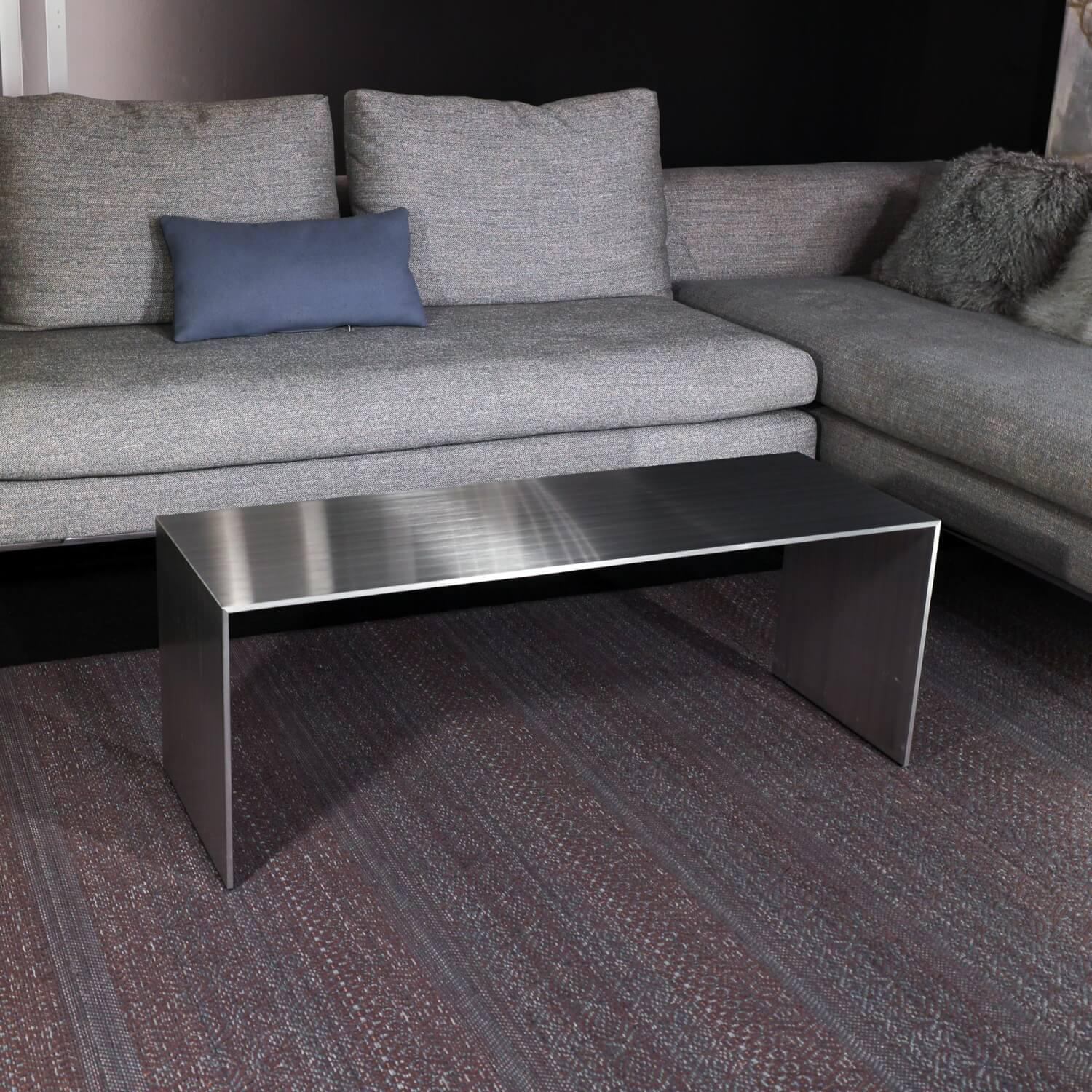Cassina - Couchtisch Note Niedrig Mit Rollen Lack Glänzend Weiß Und Brücke Aluminium Eloxiert - 8