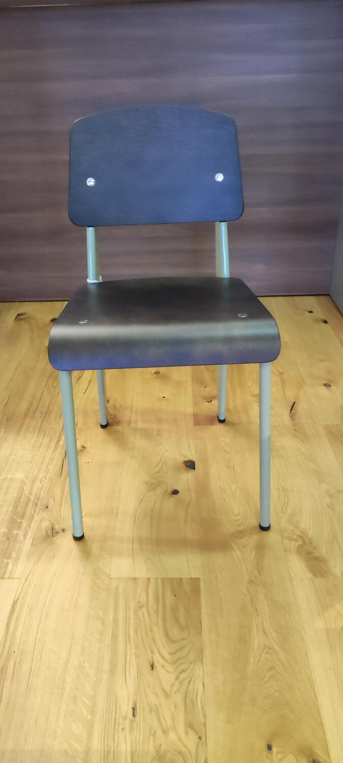 Vitra - Stuhl Standard Sitz Und Rücken Eiche Dunkel Gestell Metall Prouvé Gris Vermeer 13 Grün Pulverbeschichtet - 3