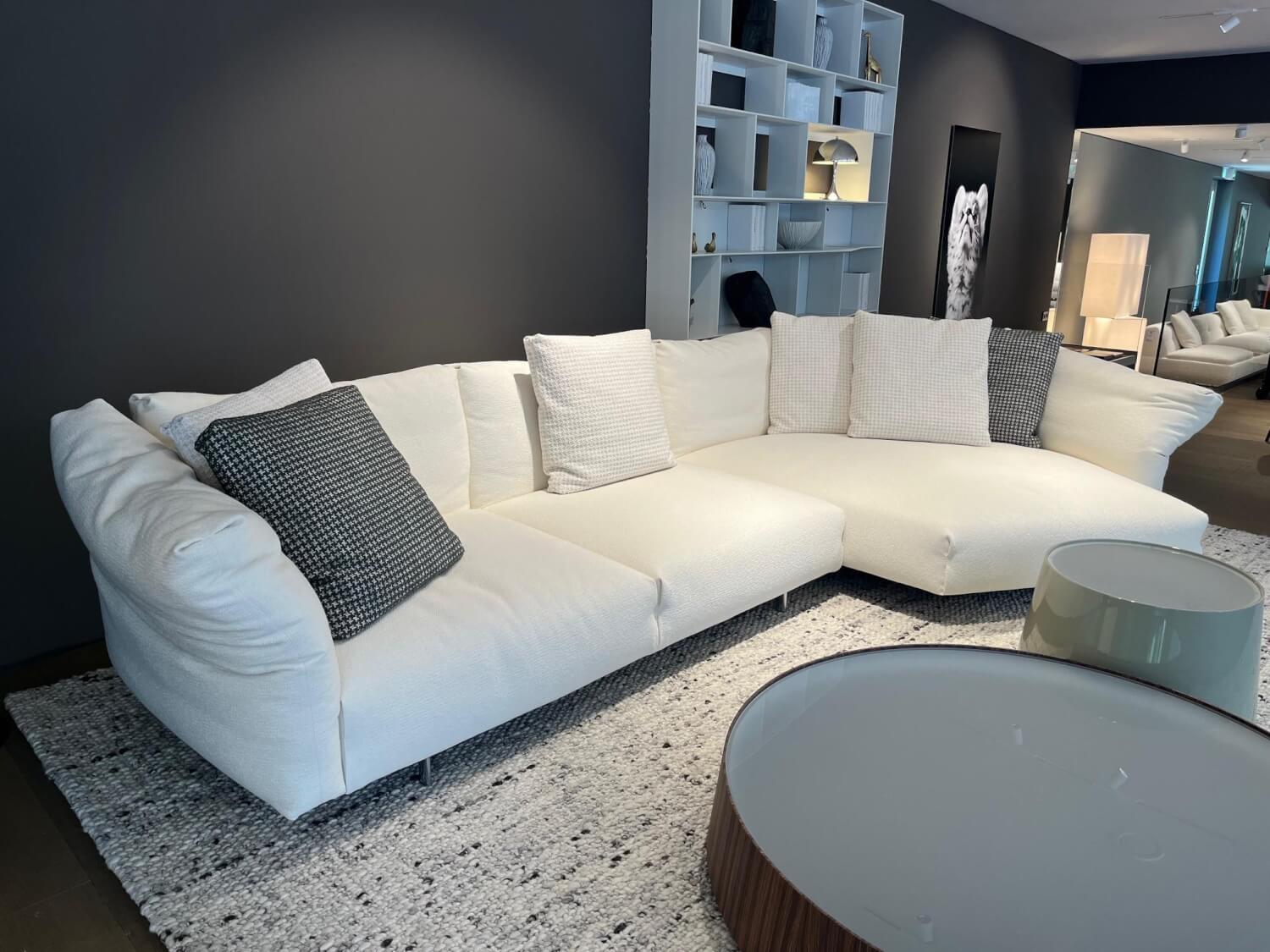 B&B Italia - Sofagruppe Dambo Stoff 2840100 Lissy Weiß Füße 0189A Alu Glanzpoliert Inklusive Kissen - 6