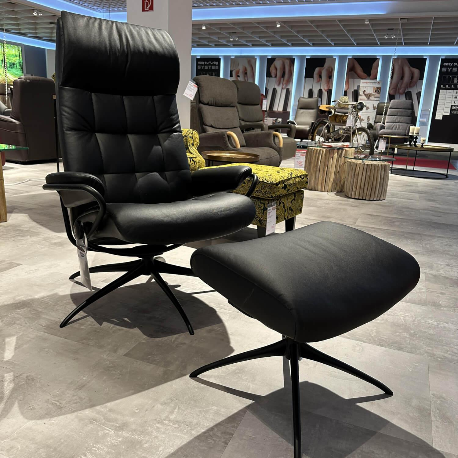 Stressless - Sessel London High Back M Bezug Leder Paloma Schwarz Stern-Untergestell Matt Schwarz Inklusive Hocker - 7