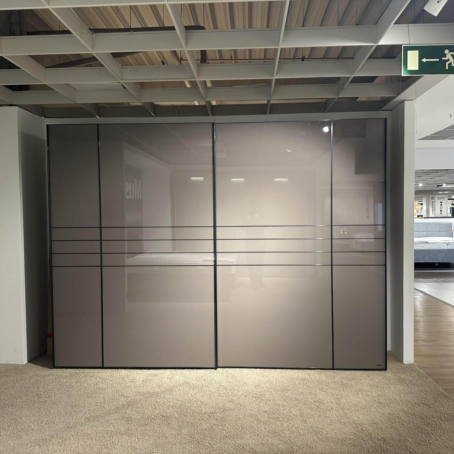 Musterring - Kleiderschrank Covelo Korpus Dekor Mokka Braun Front Moccaglas Braun - 4