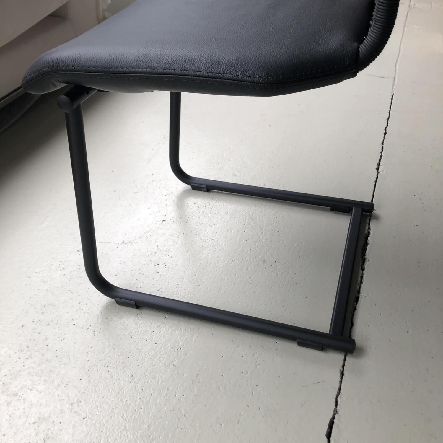 Bacher - 4er-Set D Collect Black Edition P1 Schwarz 2 Stühle 2 Armlehner - 8