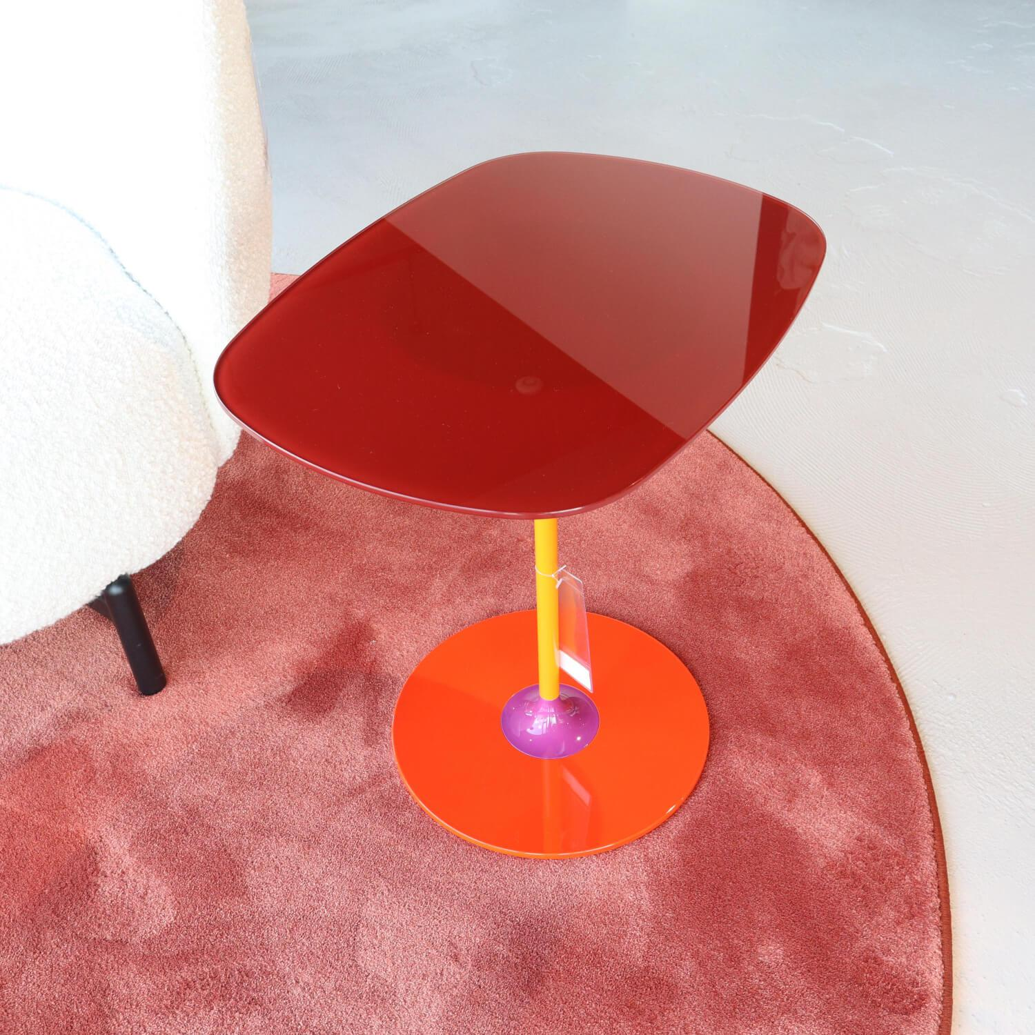 Kartell - Sessel Lunam Bezug Stoff Curly Weiß Inklusive Beistelltisch Thierry Bordeaux Rot Und Stehlampe Geen A Ziegelrot - 9