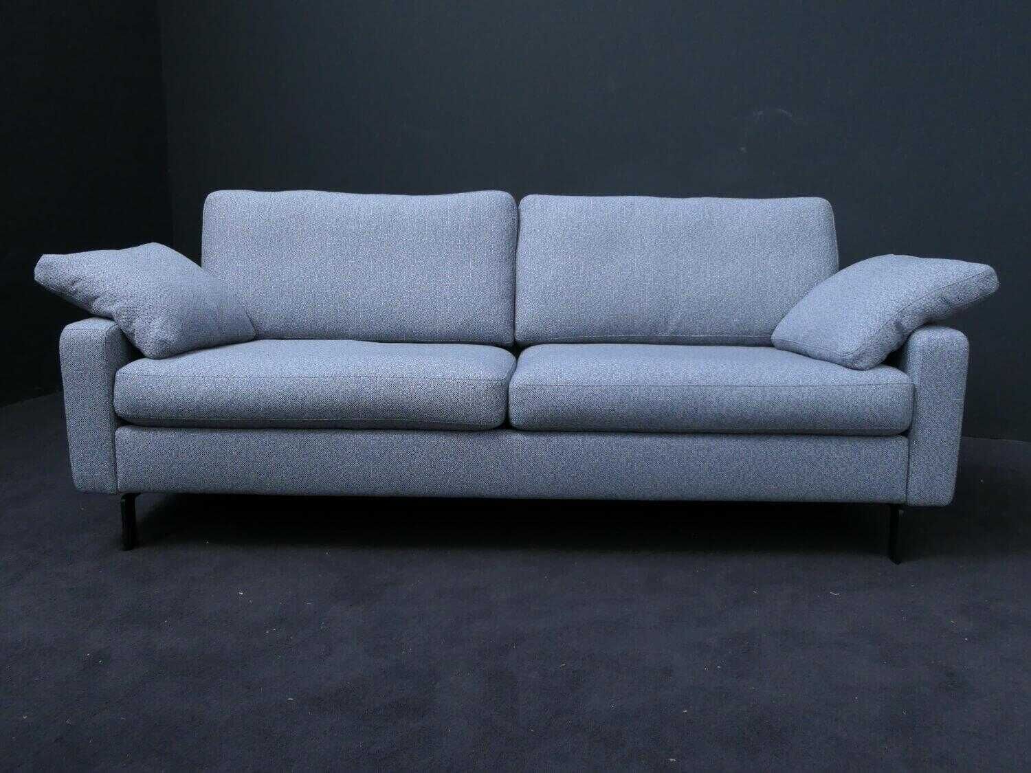 Sofa Conseta Stoff 110 Fels Blau Grau Füße Schwarz mit 2 Kissen