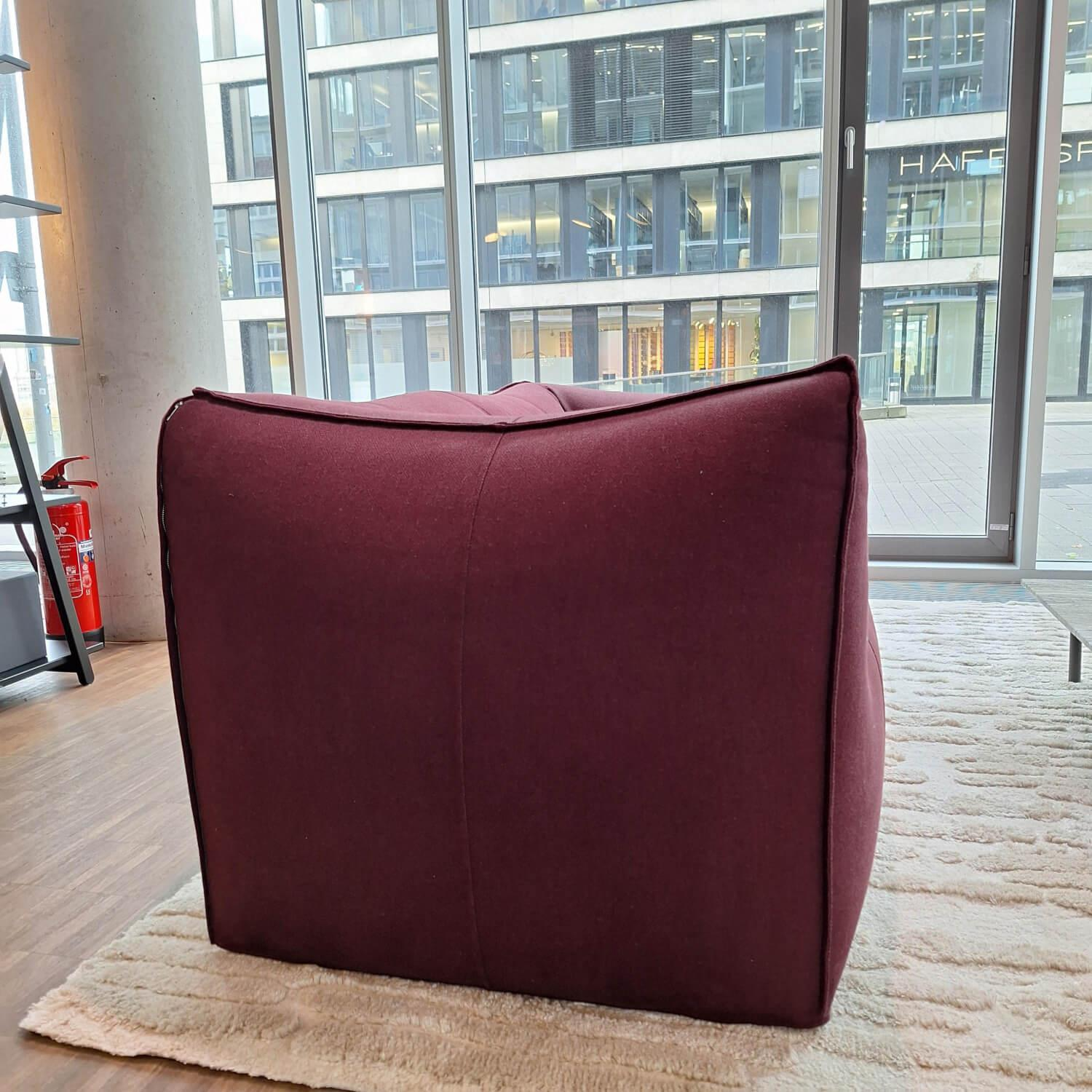 B&B Italia - Sofa Le Bambole Bibambola Stoff Adria Dunkelrot - 5