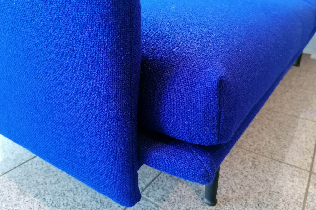 Muuto - Sofa Outline Stoff Kvadrat Hallingdal Royalblau Füße Aluminium Pulverbeschichtet Schwarz - 2