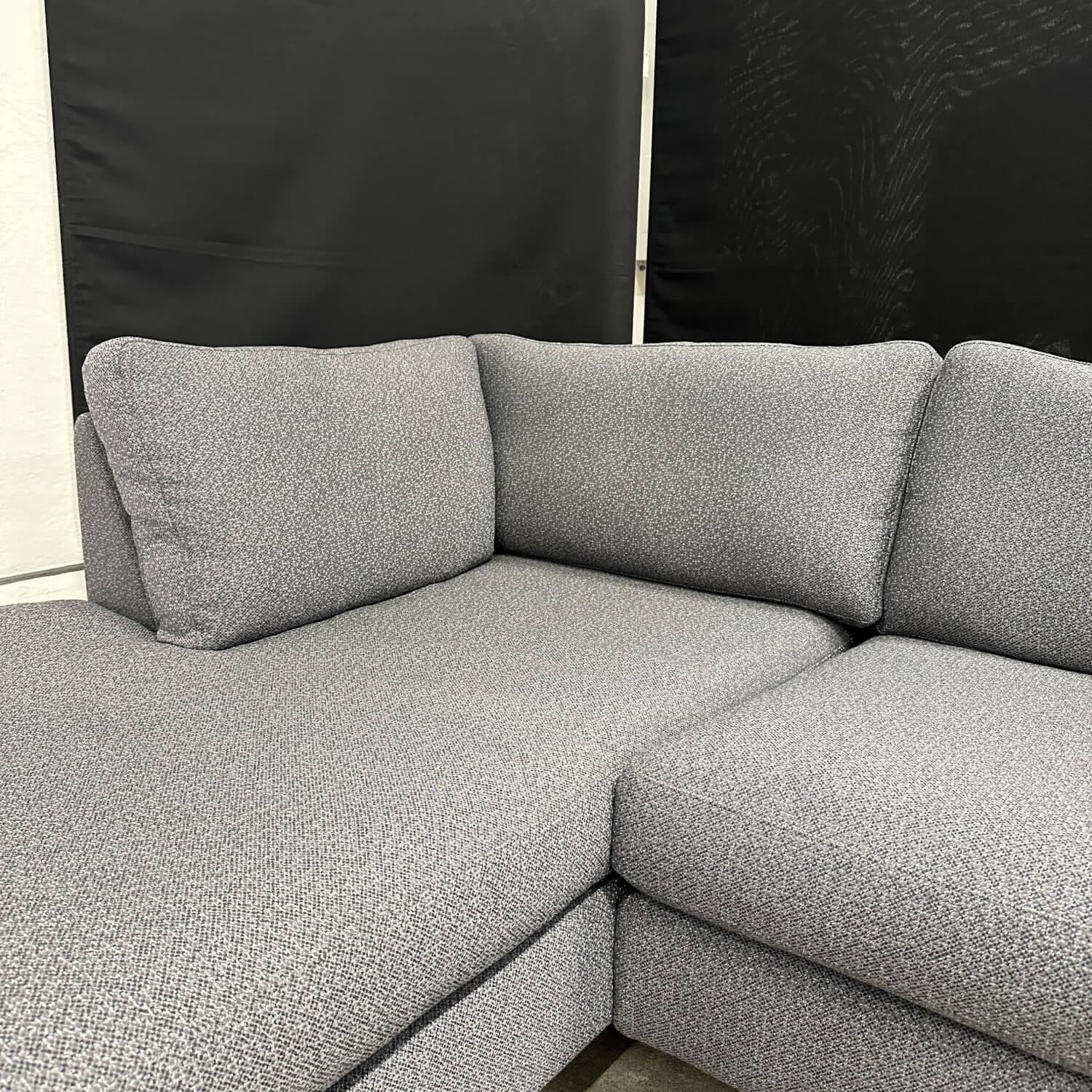 COR - Ecksofa Conseta Stoff 11028 Carbon Grau Schmalfüße Lack RAL 240 20 05 Nachtschattenblau Blau Inklusive Armlehnkissen - 2