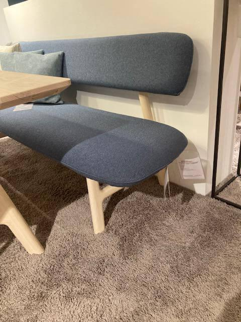 Anrei - Essgruppe Juna Esche Gebürstet Weiß-Geölt Tisch Stühle Bank - 3